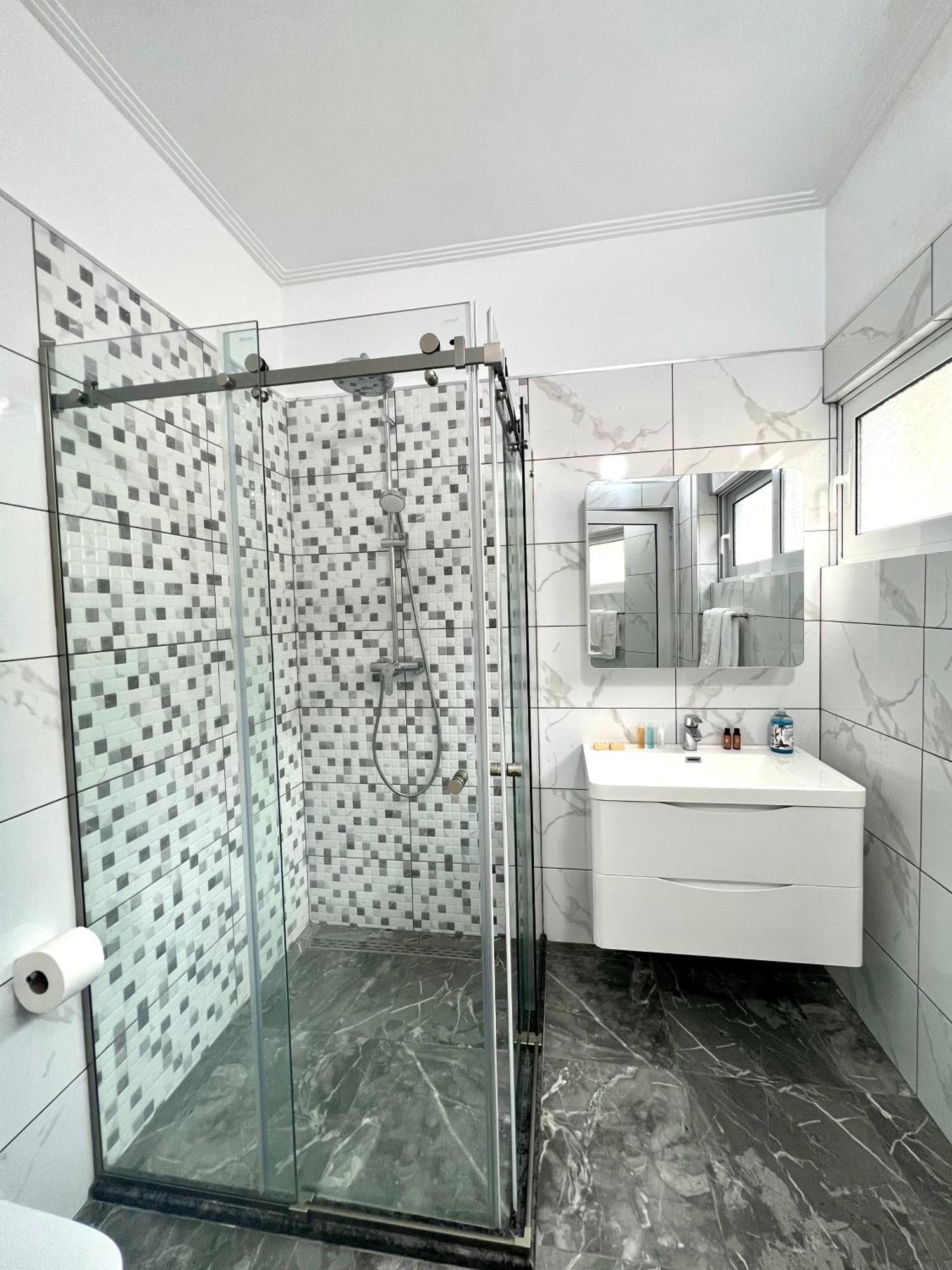 Mistral Inn Himara Zewnętrze zdjęcie